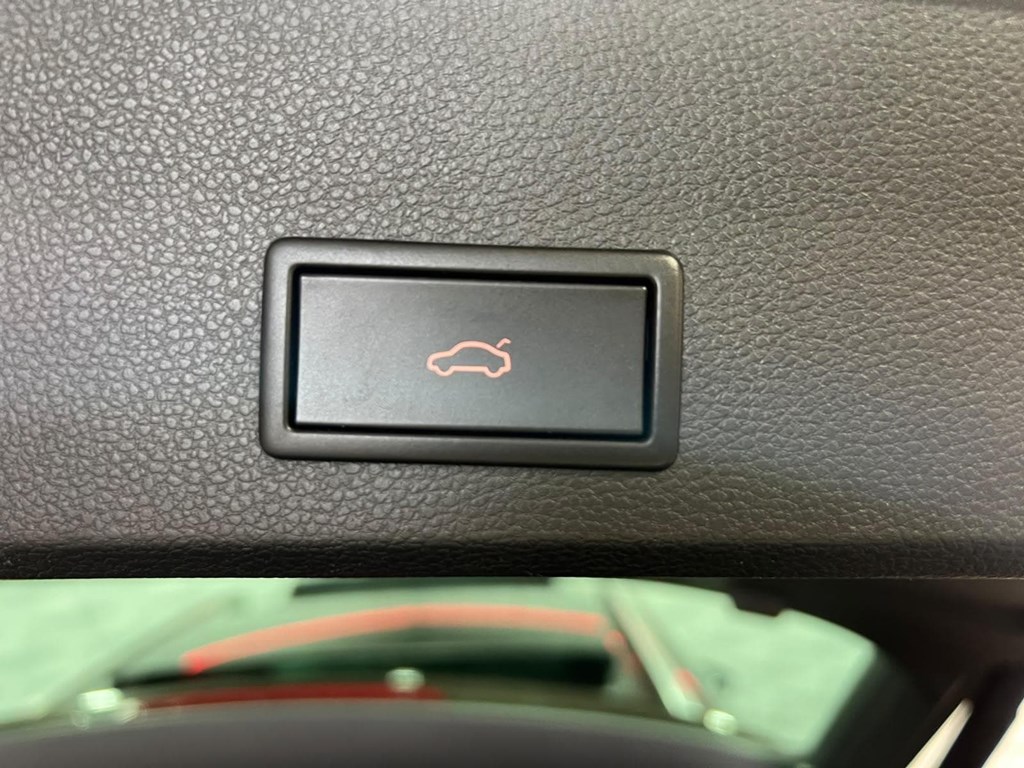 Foto 21 SEAT ATECA 1.6 TDI EXCELLENCE