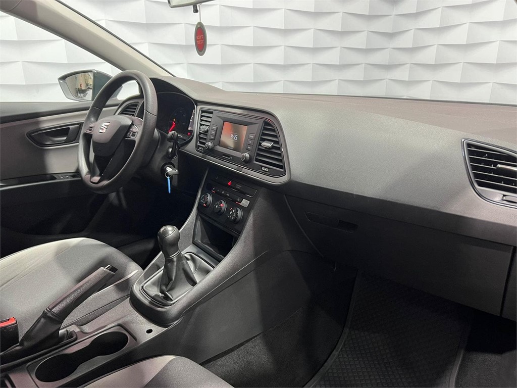 Foto 8 SEAT LEON 1.6 Tdi 110cv St&sp Reference