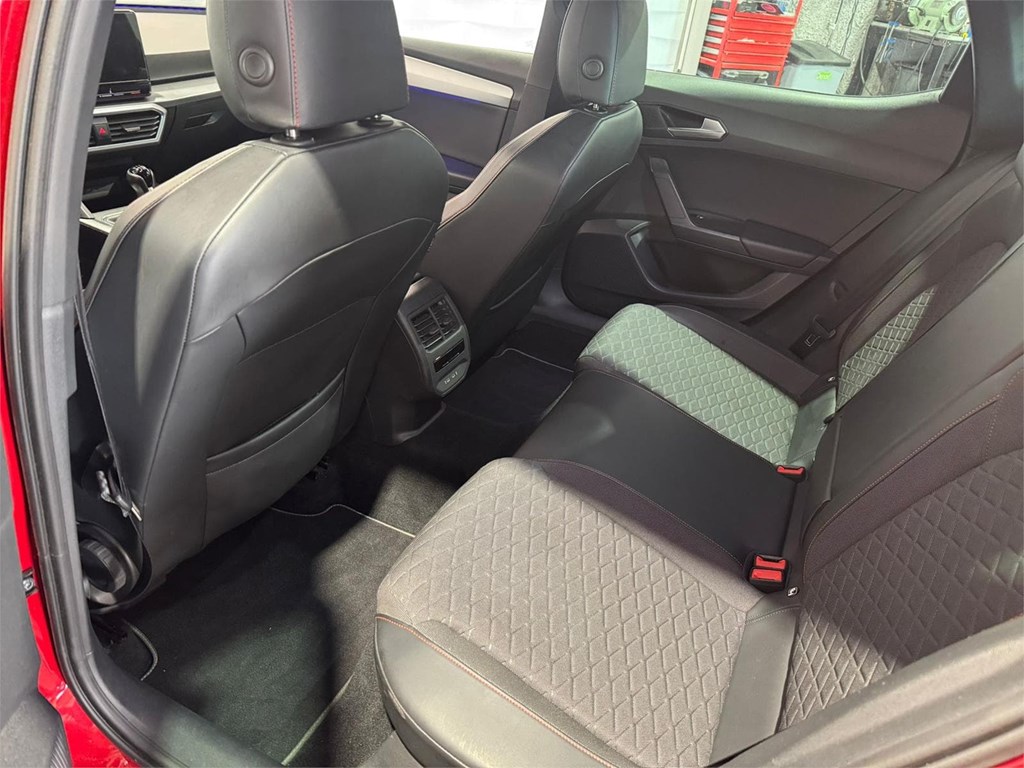 Foto 10 SEAT LEON FR 1.5 150CV