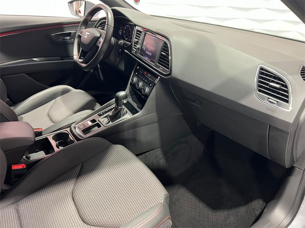 Foto 11 SEAT LEON ST 2.0 TDI 150CV DSG-7 FR ED.PLUS