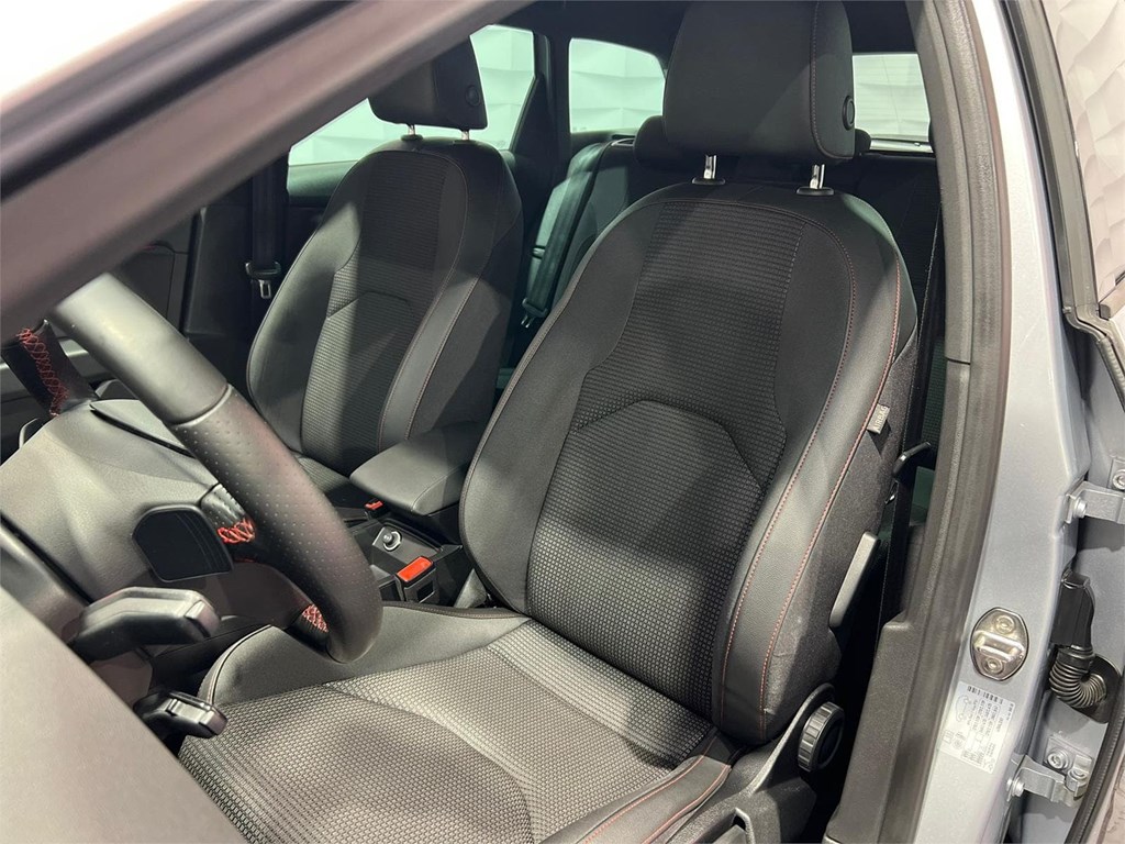 Foto 12 SEAT LEON ST 2.0 TDI 150CV DSG-7 FR ED.PLUS