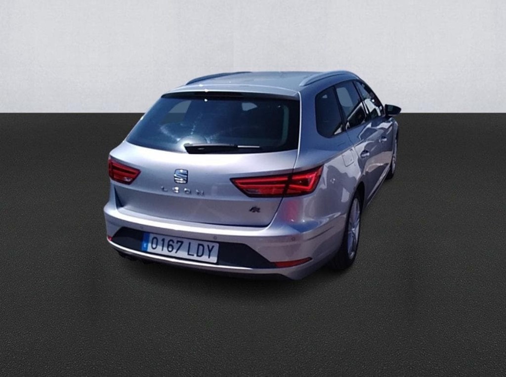 Foto 4 SEAT LEON ST 2.0 TDI 150CV DSG-7 FR ED.PLUS