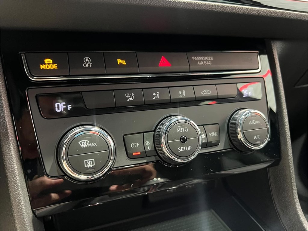Foto 21 SEAT LEON TDI 2.0 FR FAST EDITION PLUS
