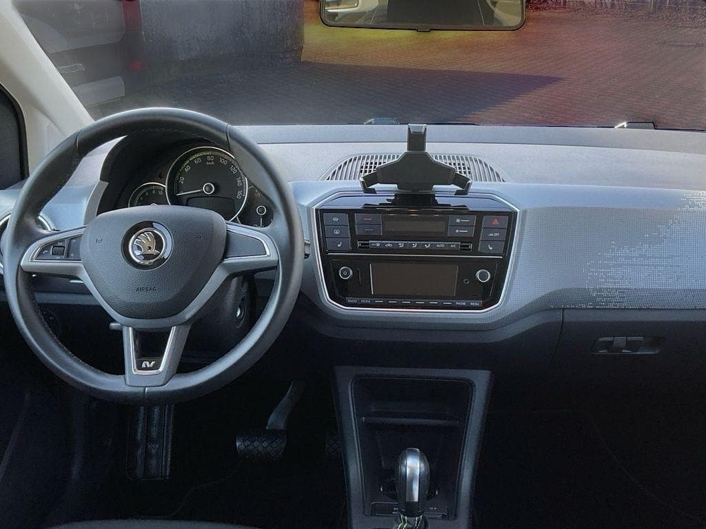Foto 9 SKODA CITIGOe STYLE 83CV AUTO