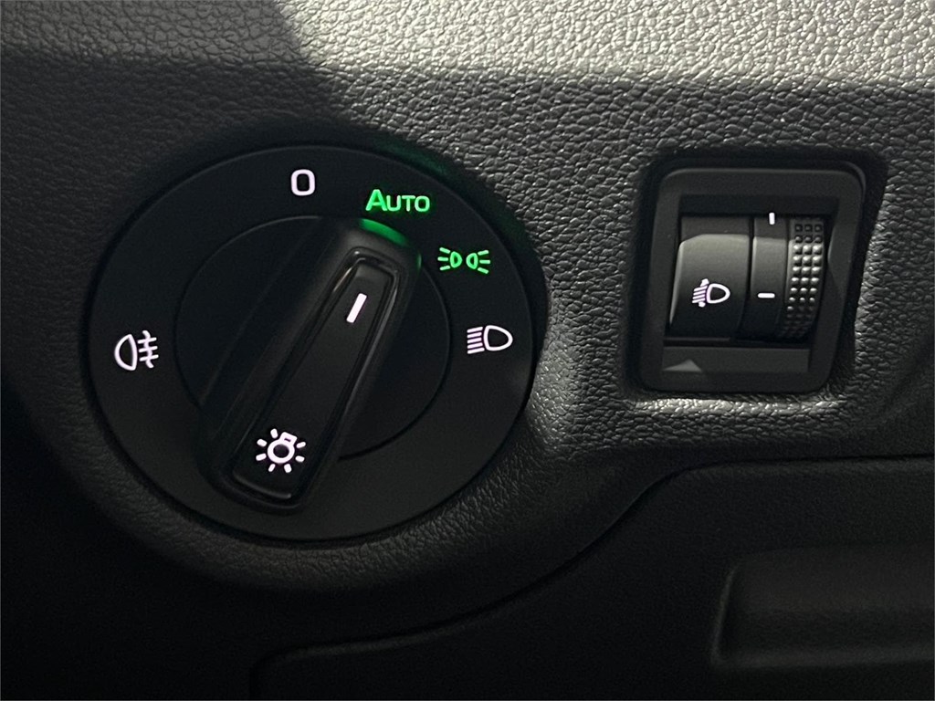 Foto 17 SKODA KAMIQ 1.0 TSI AMBITION 110CV DSG