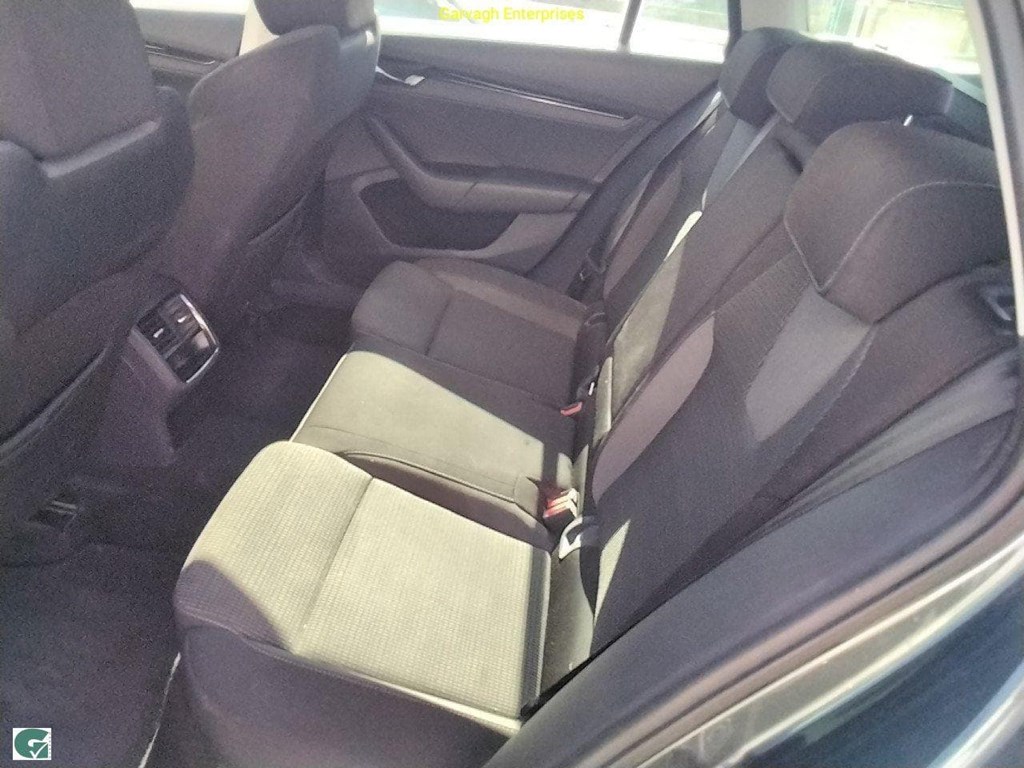 Foto 6 SKODA OCTAVIA COMBI 2.0TDI AMBITION 115cv