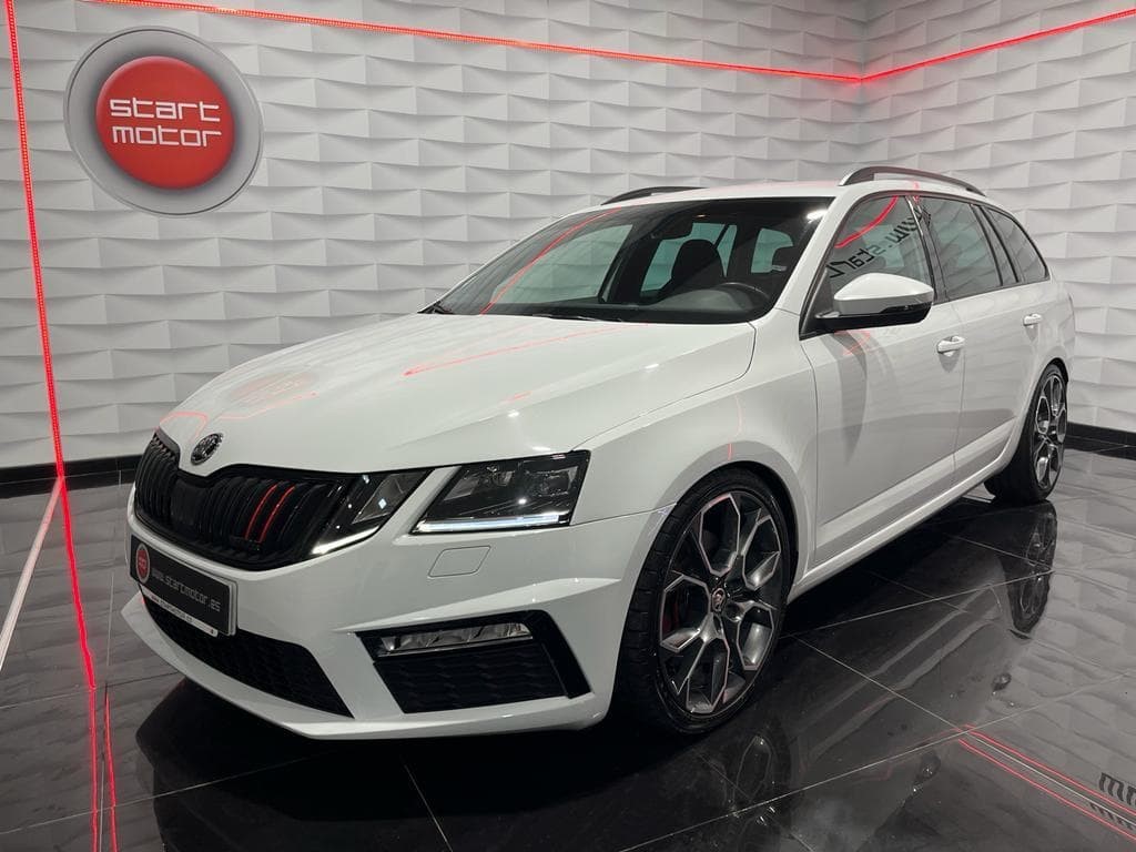 Foto 1 SKODA OCTAVIA COMBI RS 2.0 TDI 184CV DSG