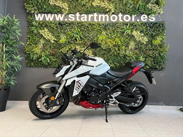 SUZUKI GSX-S 950