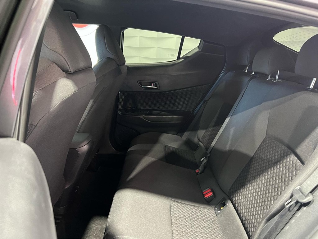 Foto 8 TOYOTA C-HR 1.8 125H ACTIVE 