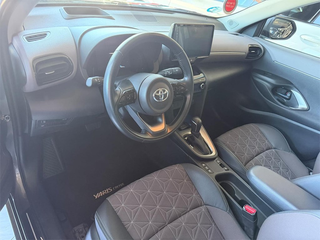 Foto 2 TOYOTA YARIS CROSS 1.5 120H ACTIVE TECH