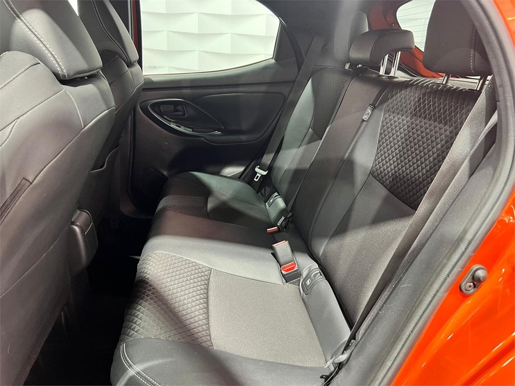 Foto 6 TOYOTA YARIS E-CVT HIBRID 1.5 120H STYLE