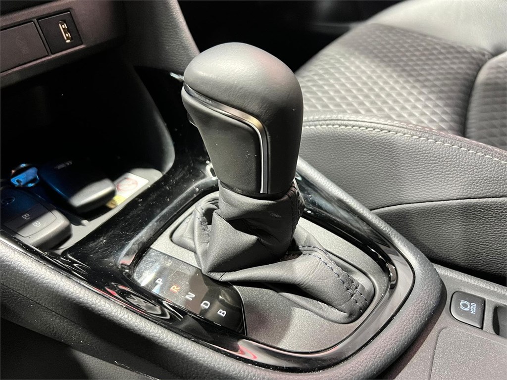 Foto 12 TOYOTA YARIS E-CVY HIBRID 1.5 120H STYLE