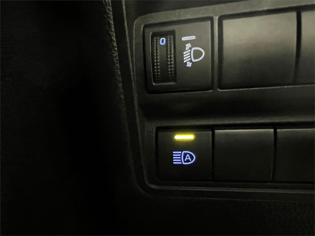 Foto 15 TOYOTA YARIS E-CVY HIBRID 1.5 120H STYLE