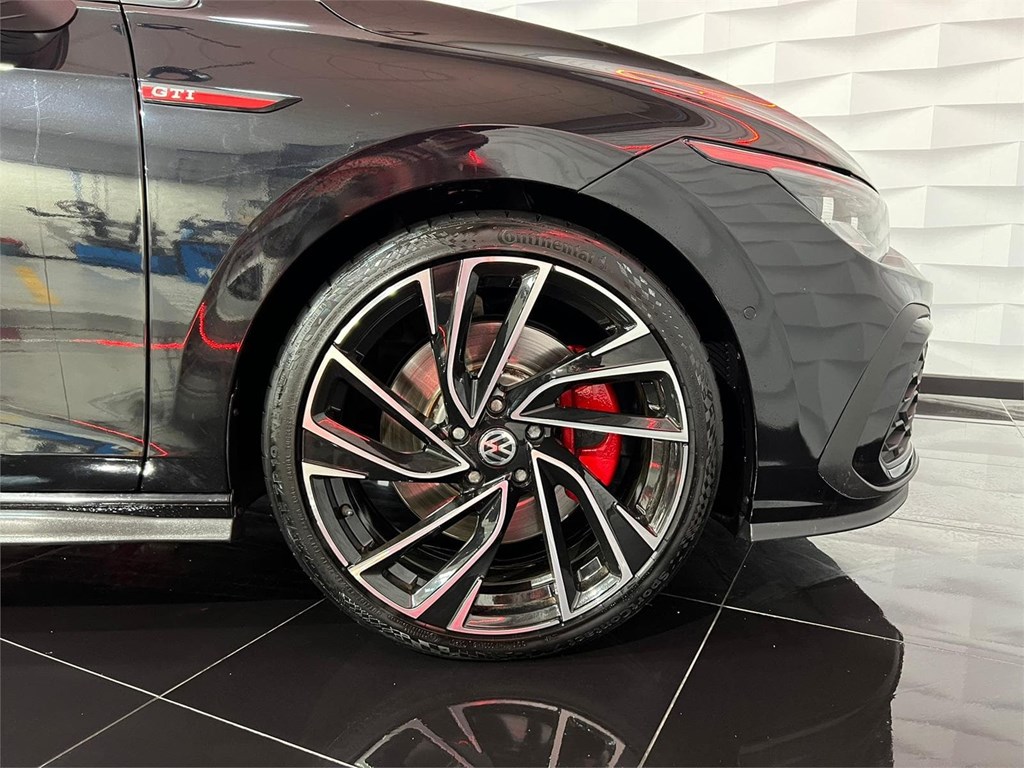 Foto 5 VOLKSWAGEN GOLF GTI 2.0 TSI (245 CV) DSG 