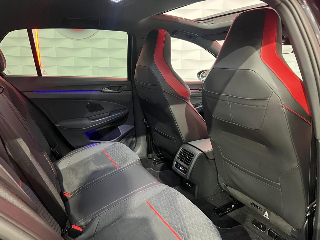 Foto 15 VOLKSWAGEN GOLF GTI CLUBSPORT 2.0 TSI 300CV
