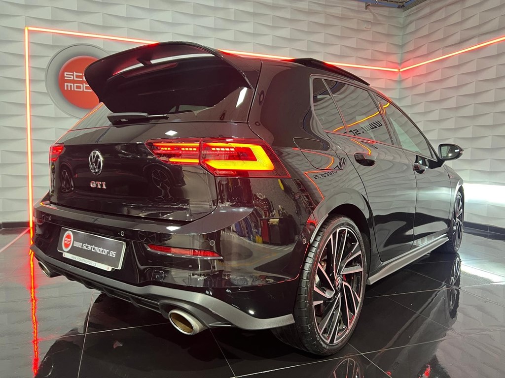 Foto 4 VOLKSWAGEN GOLF GTI CLUBSPORT 2.0 TSI 300CV