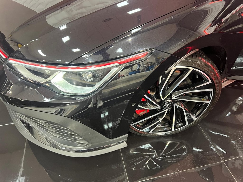Foto 5 VOLKSWAGEN GOLF GTI CLUBSPORT 2.0 TSI 300CV