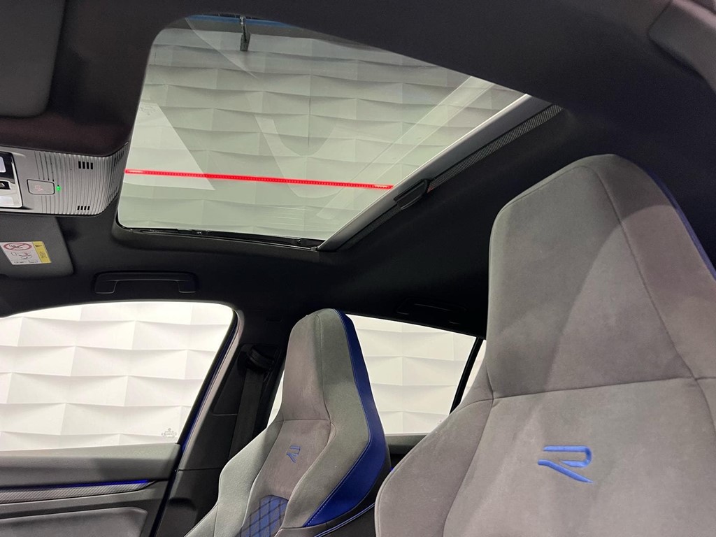 Foto 21 VOLKSWAGEN GOLF R 2.0 TSI DSG 320CV