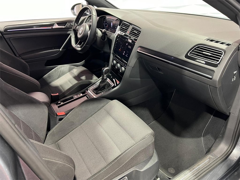 Foto 13 VOLKSWAGEN  GOLF R  2.0 TSI  DSG 4MOTION