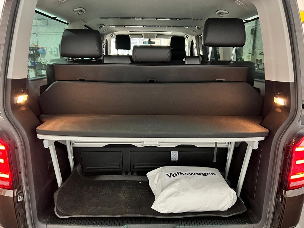 Foto 10 VOLKSWAGEN MULTIVAN PREMIUM CORTO 2.0 TDI 150CV DSG