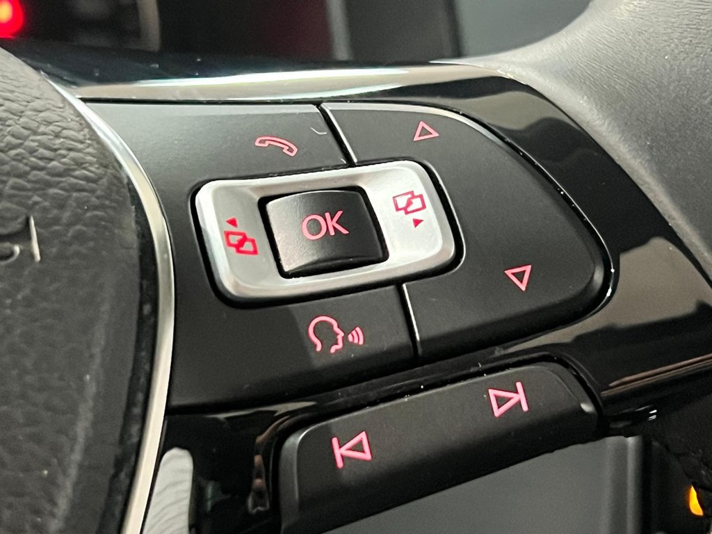 Foto 17 VOLKSWAGEN MULTIVAN PREMIUM CORTO 2.0 TDI 150CV DSG