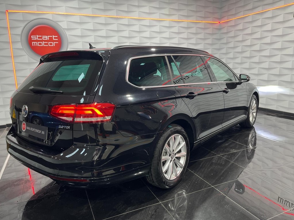 Foto 4 VOLKSWAGEN PASSAT VARIANT ADVANCE  2.0 TDI  (150CV) 