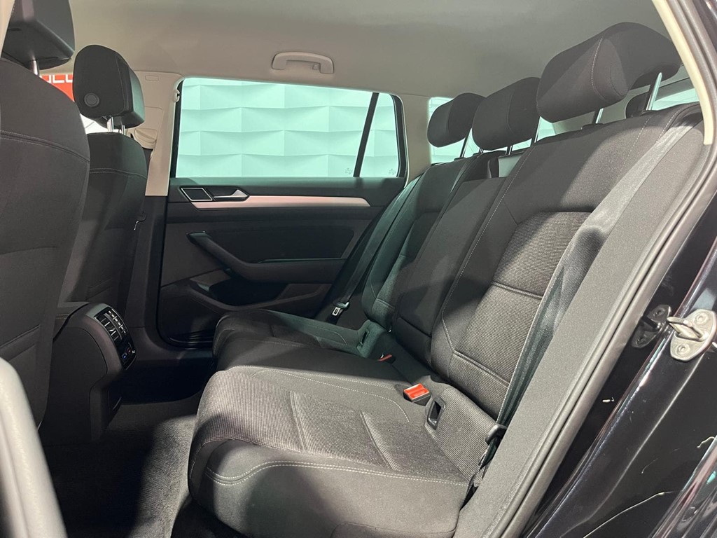 Foto 7 VOLKSWAGEN PASSAT VARIANT ADVANCE  2.0 TDI  (150CV) 