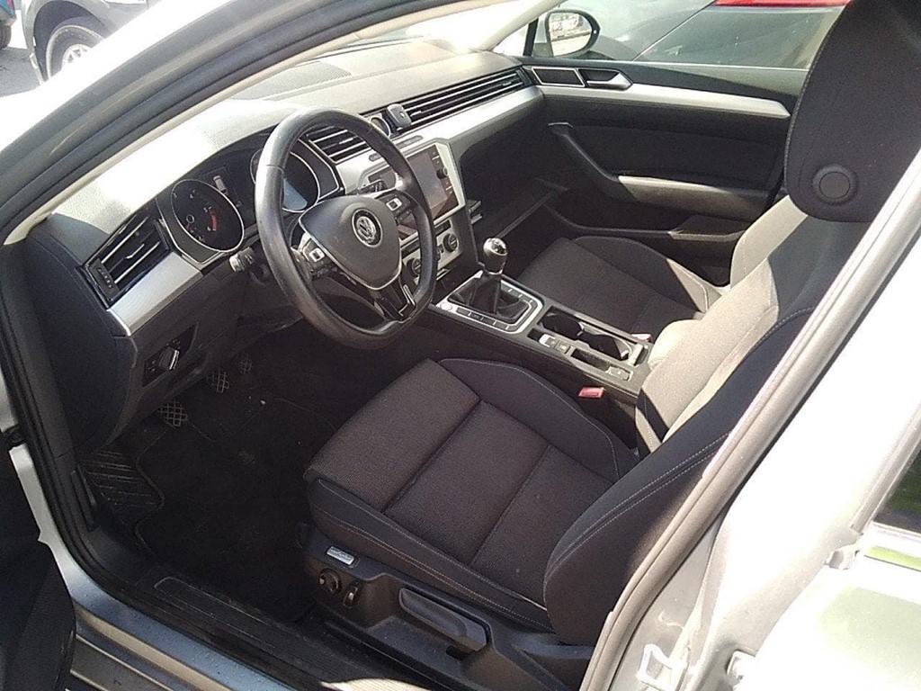 Foto 5 VOLKSWAGEN PASSAT VARIANT ADVANCE 2.0 TDI 150CV