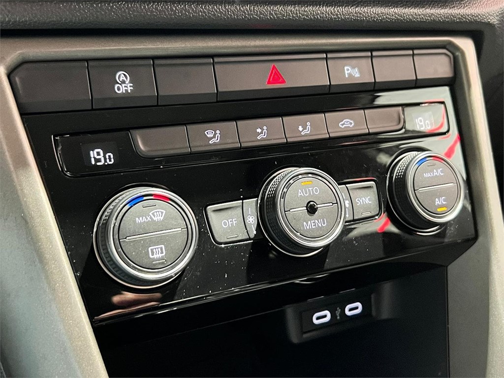 Foto 14 VOLKSWAGEN T-ROC ADVANCE R-LINE 1.0 TSI 110CV