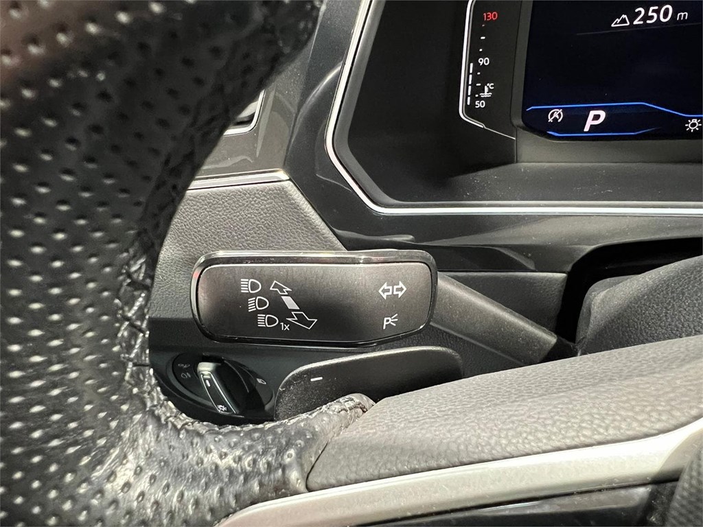 Foto 19 VOLKSWAGEN TIGUAN R-LINE 2.0 TDI 150CV DSG