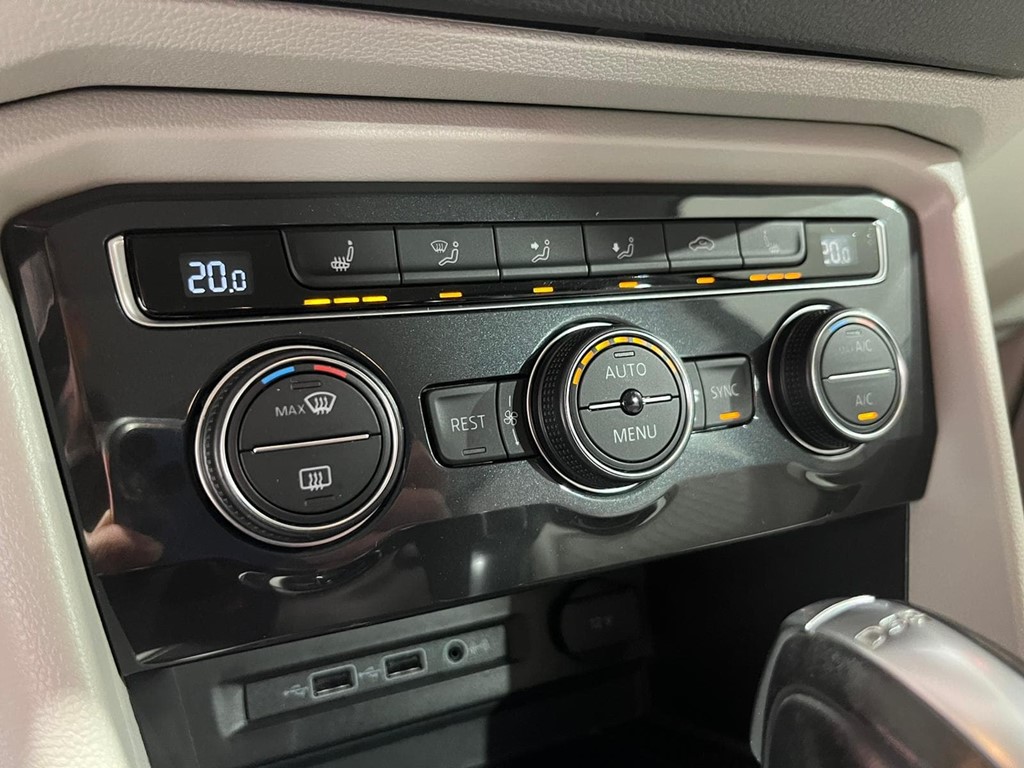 Foto 11 VOLKSWAGEN TIGUAN Sport R Line 2.0 TDI 150cv  DSG