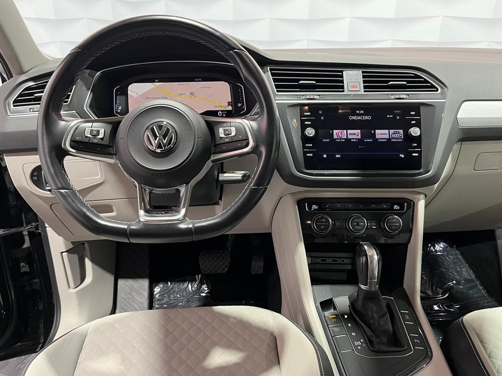 Foto 6 VOLKSWAGEN TIGUAN Sport R Line 2.0 TDI 150cv  DSG