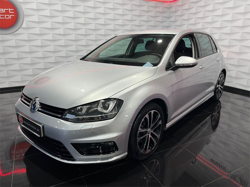 Foto 1 VOLSKWAGEN GOLF SPORT R-LINE 2.0 150CV