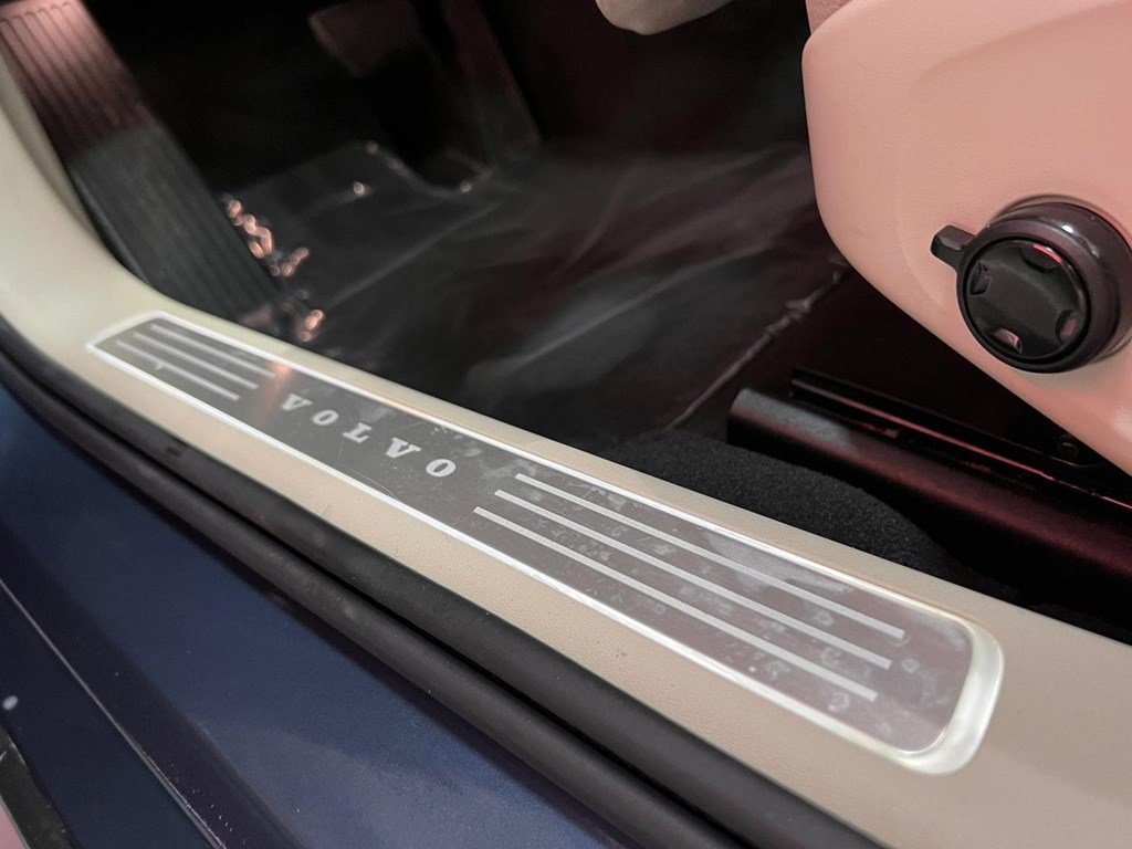 Foto 15 VOLVO S90 2.0 B5 D AWD PLUS  BRIGHT Auto 235CV 