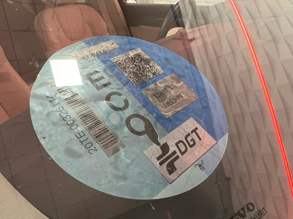 Foto 20 VOLVO S90 2.0 B5 D AWD PLUS  BRIGHT Auto 235CV 