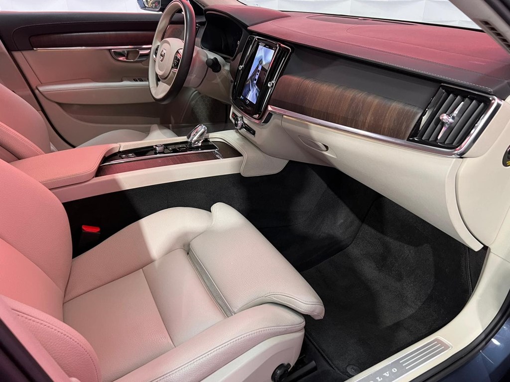 Foto 9 VOLVO S90 2.0 B5 D AWD PLUS  BRIGHT Auto 235CV 