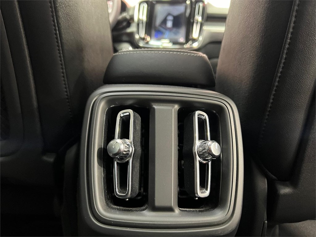 Foto 22 VOLVO XC 40 D3 RDESIGN 2.0 150