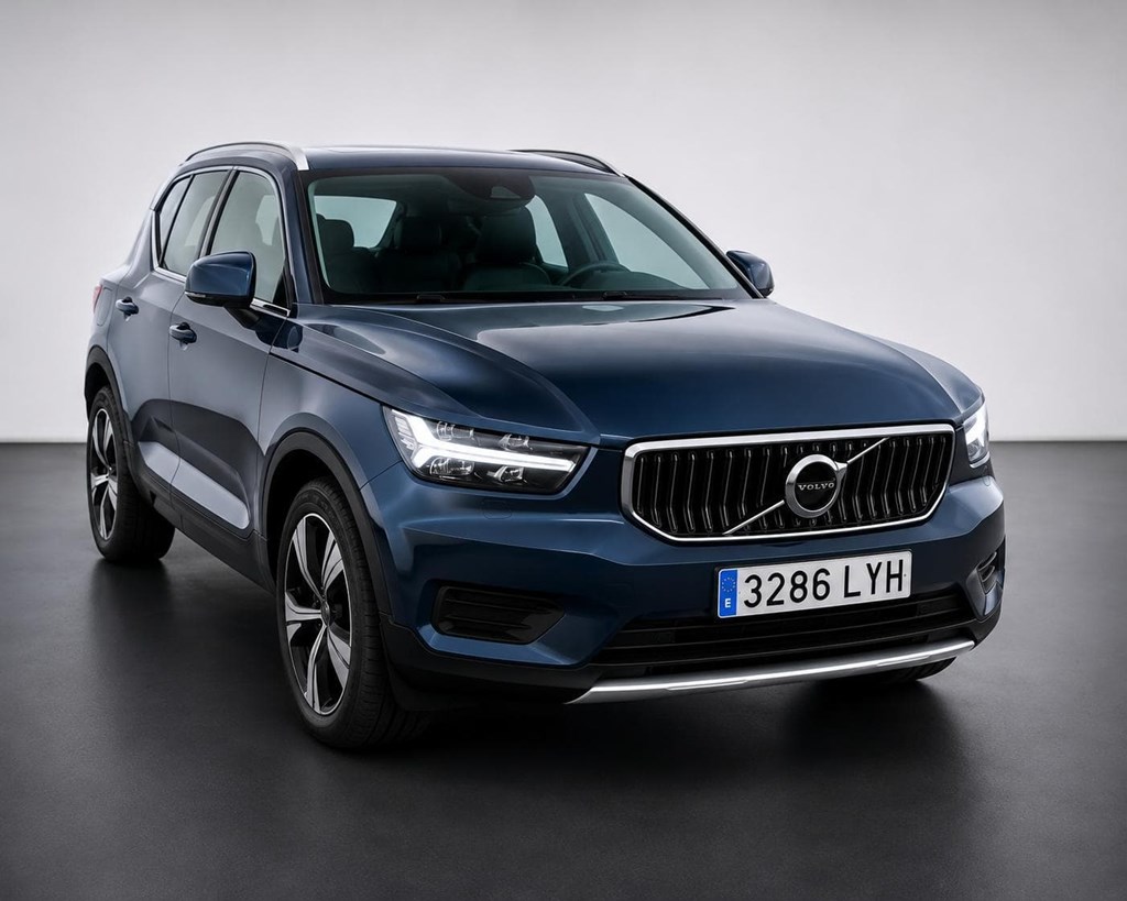 Foto 2 VOLVO XC40 1.5 T4 TWIN RECHARGE INSCRIPTION EX AUTO