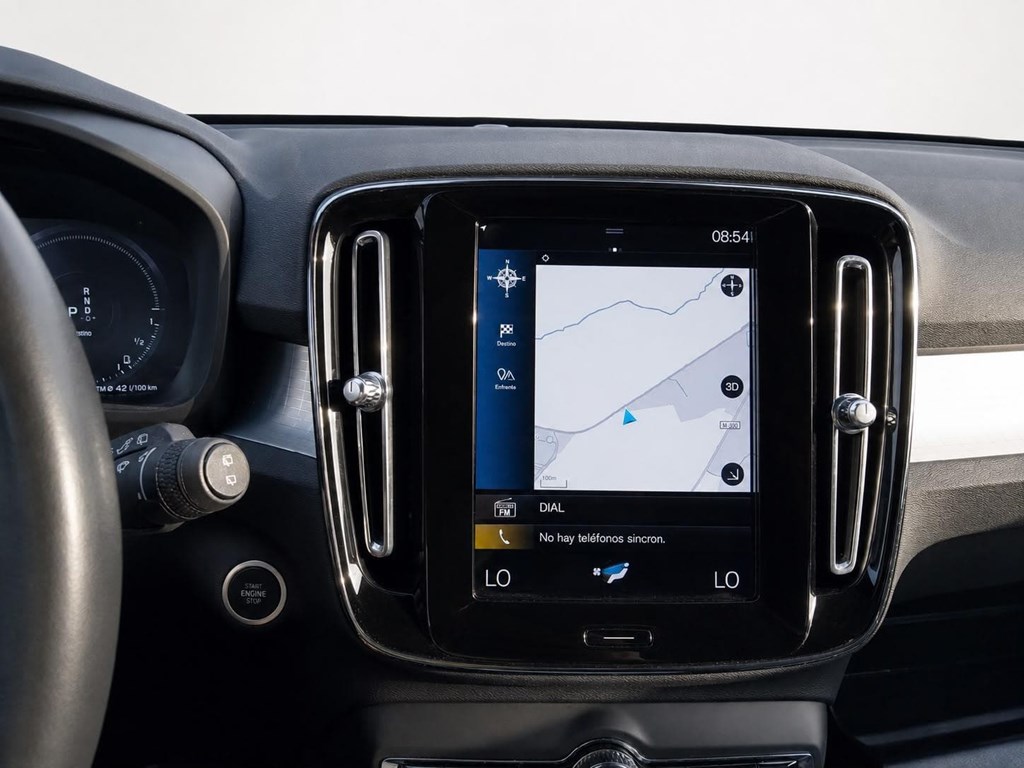 Foto 8 VOLVO XC40 1.5 T4 TWIN RECHARGE R-DESIGN EXP AUTO