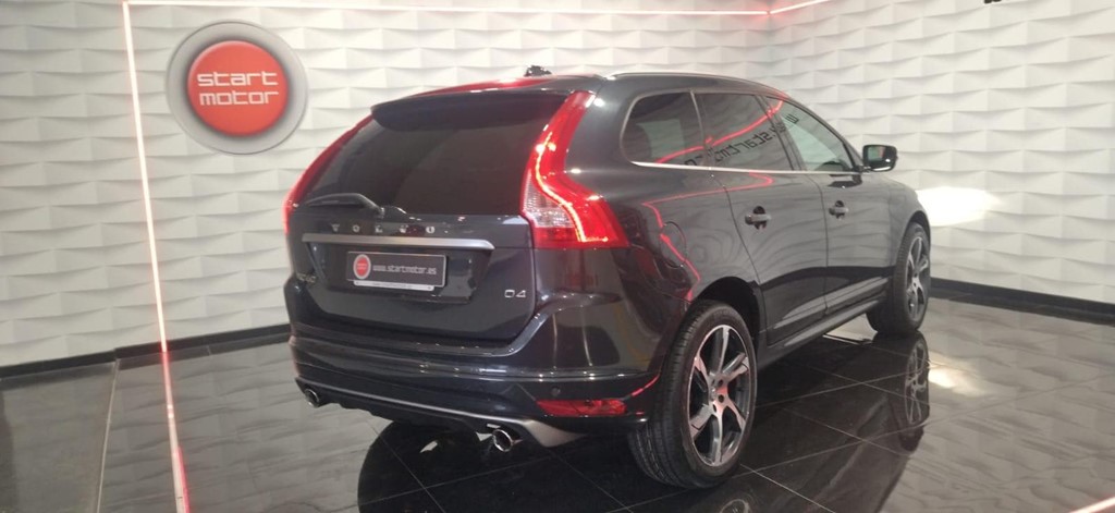 Foto 6 VOLVO XC60 2.0 D4 RDesign Momentum