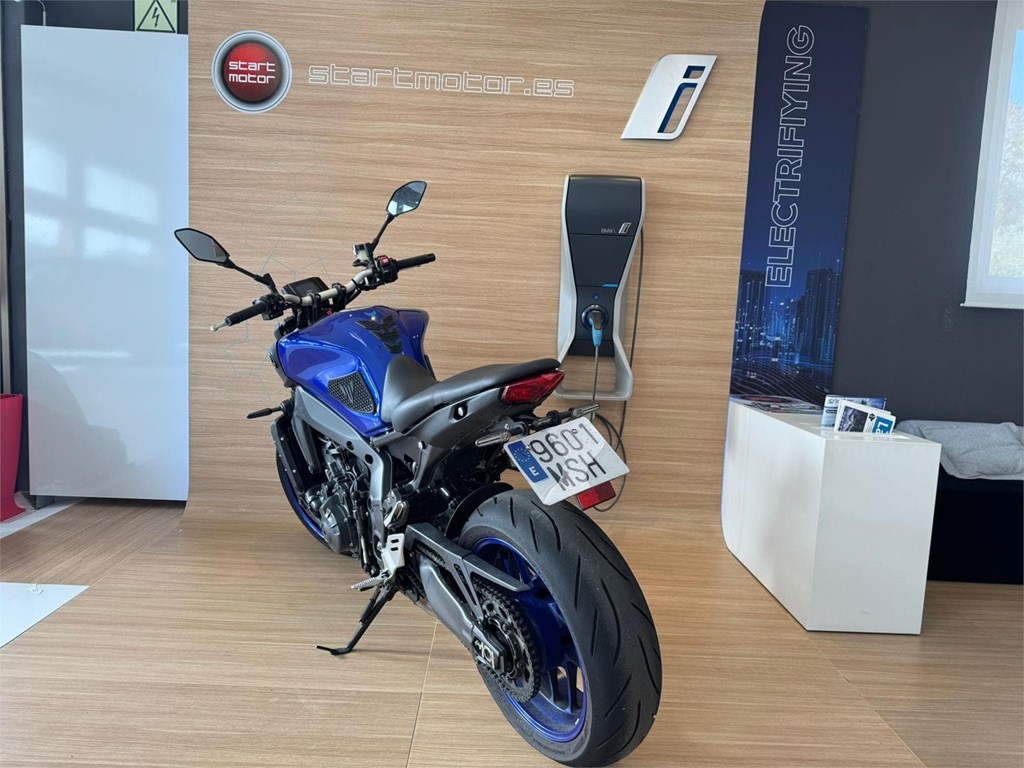 Foto 4 YAHA MT-09 35KW LIMITADA