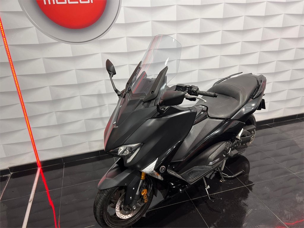Foto 3 YAMAHA T-MAX 530