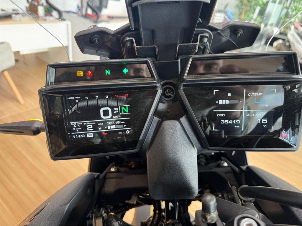 Foto 11 YAMAHA TRACER 9GT PLUS