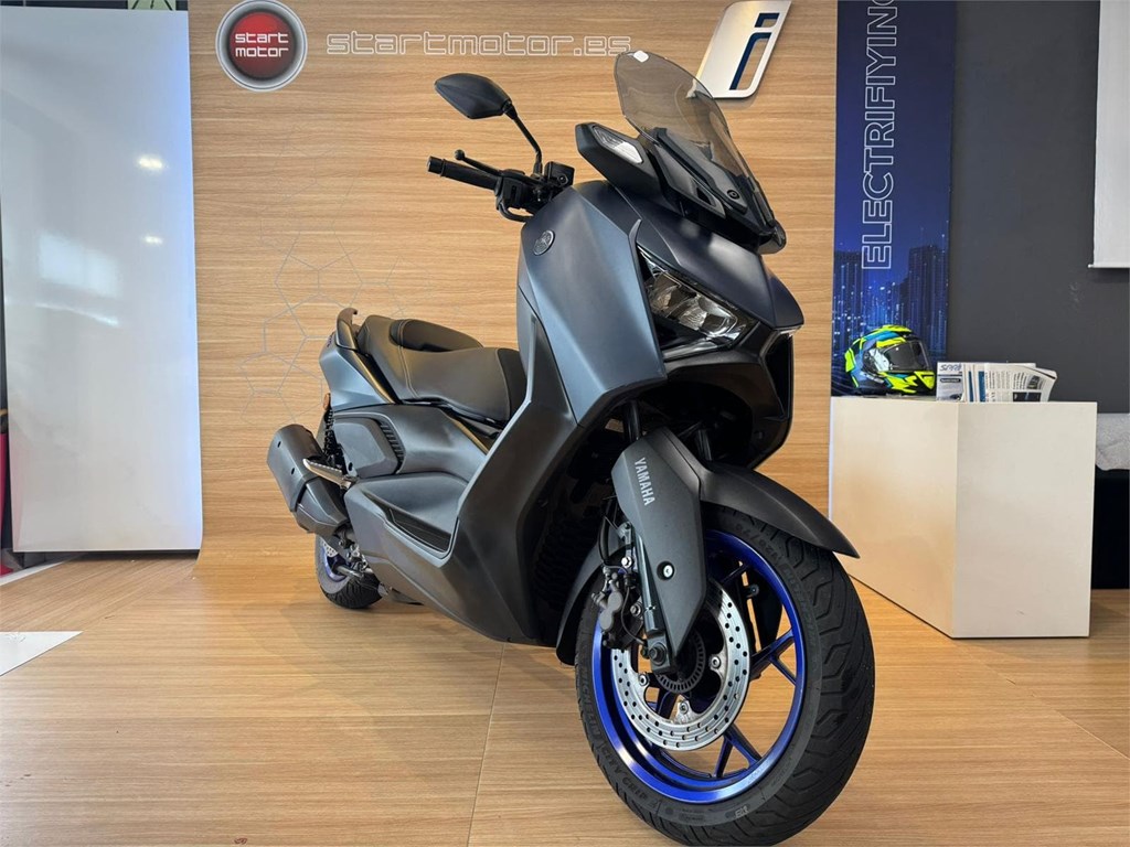 Foto 3 YAMAHA X-MAX 300