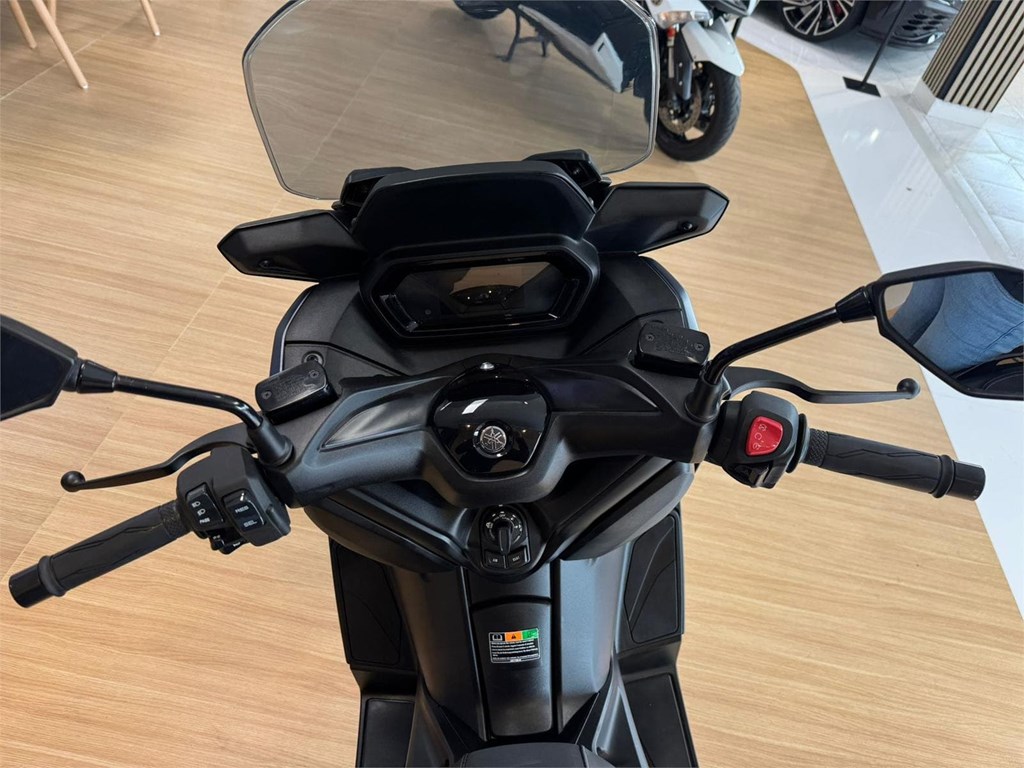 Foto 7 YAMAHA X-MAX 300